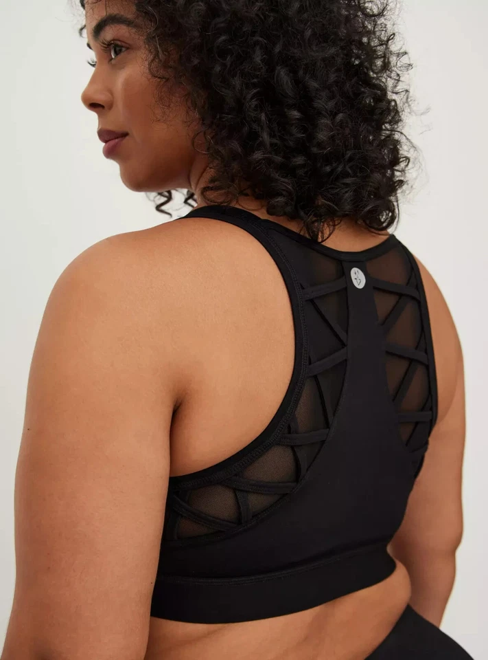 Black Sports Bra Torrid 2 2X 18-20 Active Wicking Performance Mesh Top Exercise  - Image 4 of 4