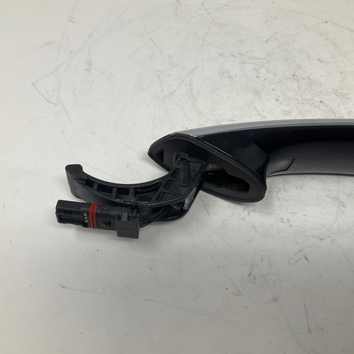 BMW 2016-19 G11 G12 Black Front Right Door Handle 7392134 OEM - Picture 3 of 8