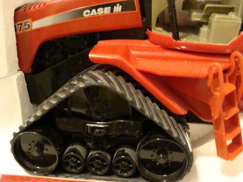 Case IH STX375 QuadTrac Tractor 1:16 ERTL Toy NIB Sharp! HUGE 4 Track Drive - Picture 6 of 7