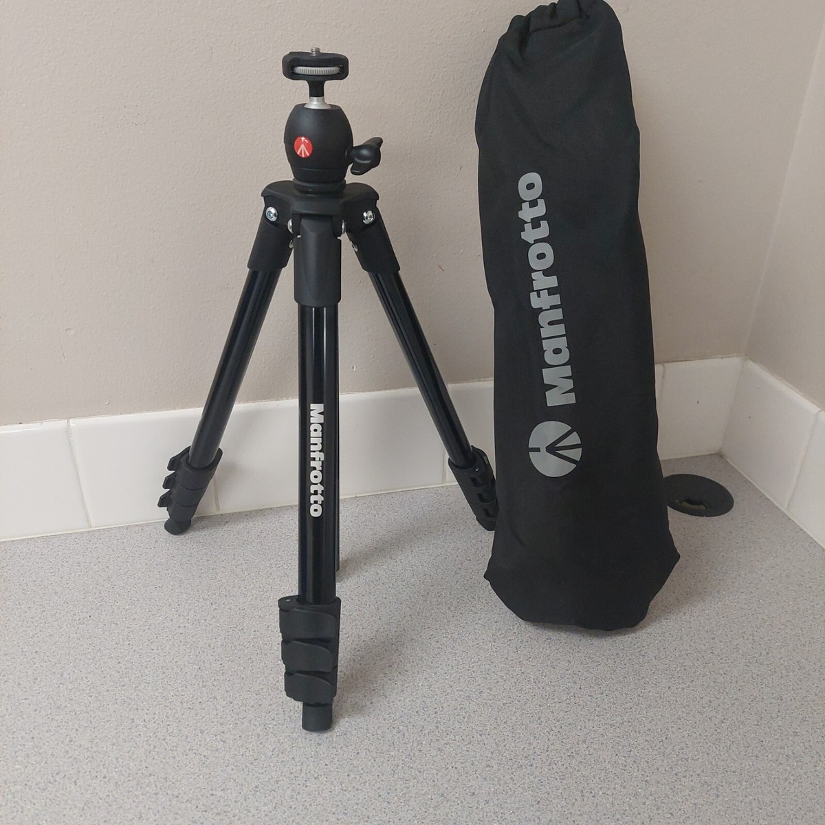 Compact Light Manfrotto Compact Action Tripod Review Manfrotto