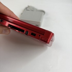 Nintendo 3DS Handheld Video Game Console Red CTR-001 (USA) W Charger US Model
