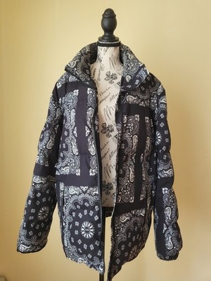 JYC FASHION Black White Paisley Bandana Print Padded Zip Puffer Jacket men