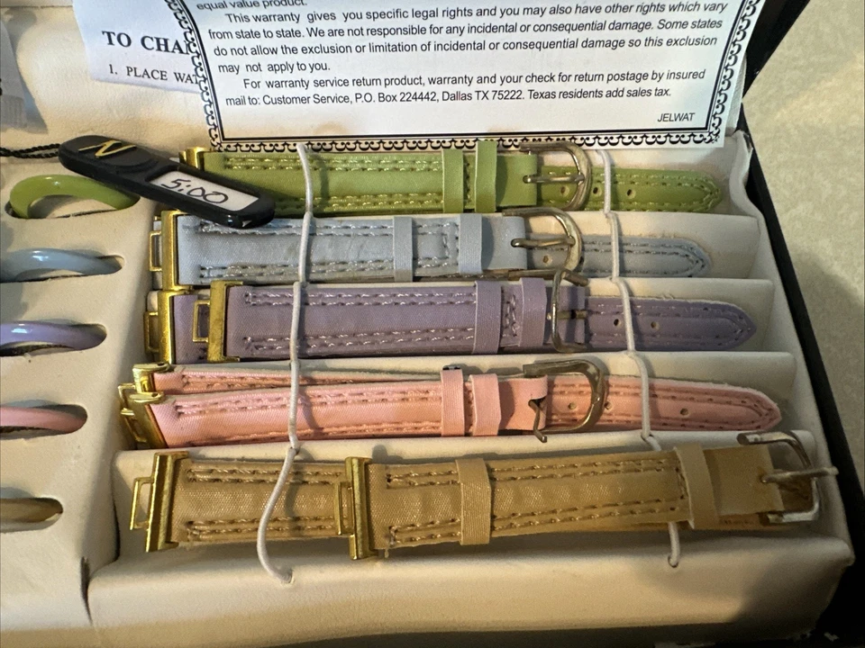 Vintage Navarra Caixa de Relógio com 5 Pulseiras 11 Faces 1" Diâmetro Quartzo Novo na Caixa - Imagem 3 de 4