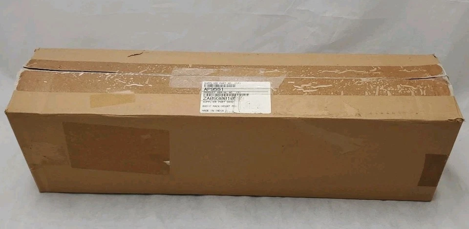 APC Rack Mount PDU Basic 100V-120V/20A (14) Outlets 0U Vertical Rackmount AP9551 - Image 2 of 4