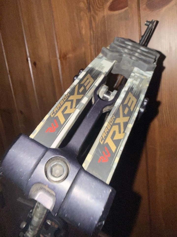 Nice Hoyt Redwrx Carbon RX3 Bow RH 60- 70# 27-30” RX-3 SITKA Camo ...