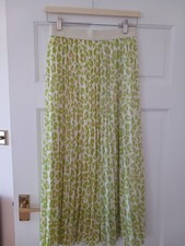 Lime Green Leopard Print Pleated Skirt - One Size - Excellent Condition