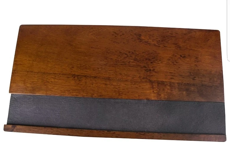 Thirstystone Slate & Wood Serving Board Brown 17x9" 2 pieces of chalk. Foto 2 de 4