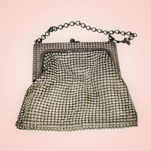Antica borsa in rete Whiting & Davis anni '20 tonalità argento - Foto 8 di 14
