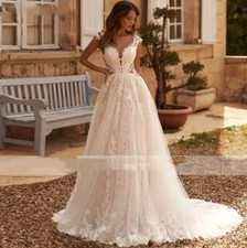 Appliques Lace A-Line Wedding Dresses Scoop Neck Beading Cap Sleeves Vintage