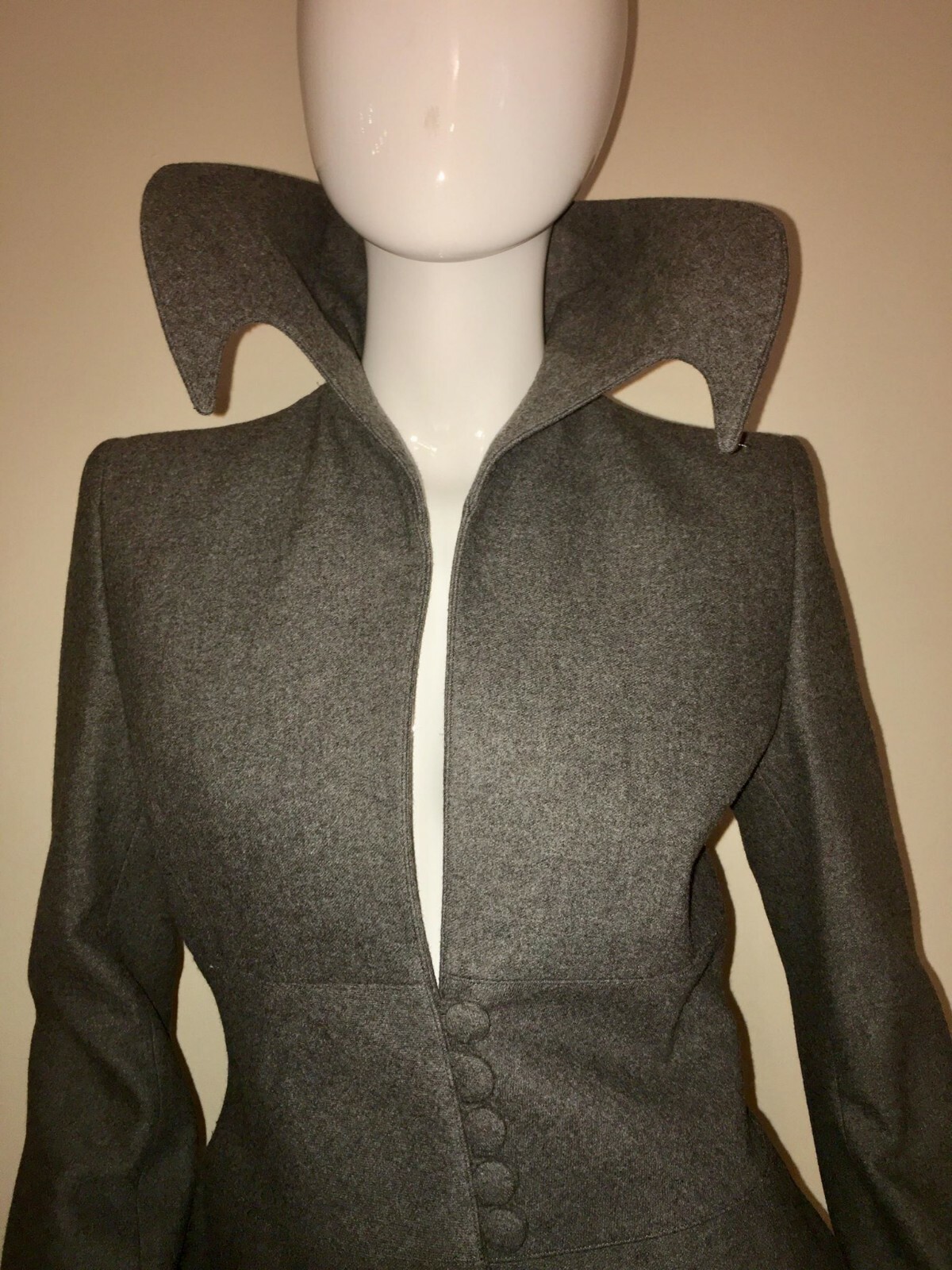 LLOYD KLEIN Paris SCULPTED RUNWAY JACKET COAT SIZE SMALL VERY CHIC AUTH. image 3