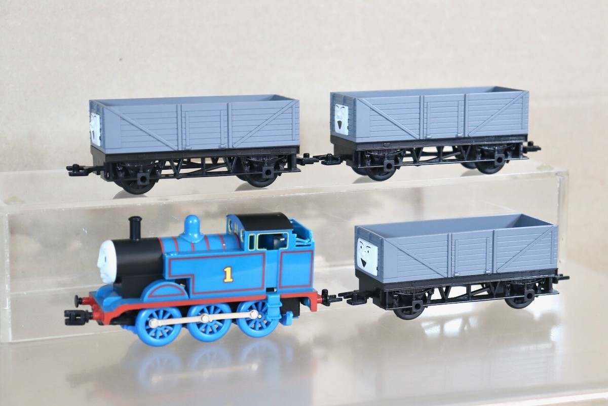 HORNBY THOMAS the TANK ENGINE WIND UP CLOCKWORK 0-6-0 thomas