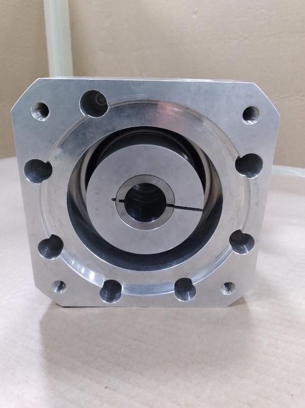 Alpha Wittenstein HG+140SP-MF1-5-6K1-1K Right Angle Gear Box Ratio 5:1 