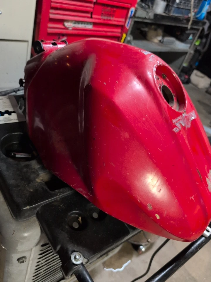 YAMAHA R1 2000 GENUINE OEM FUEL TANK SERBATIO Tanque - Image 3 of 4