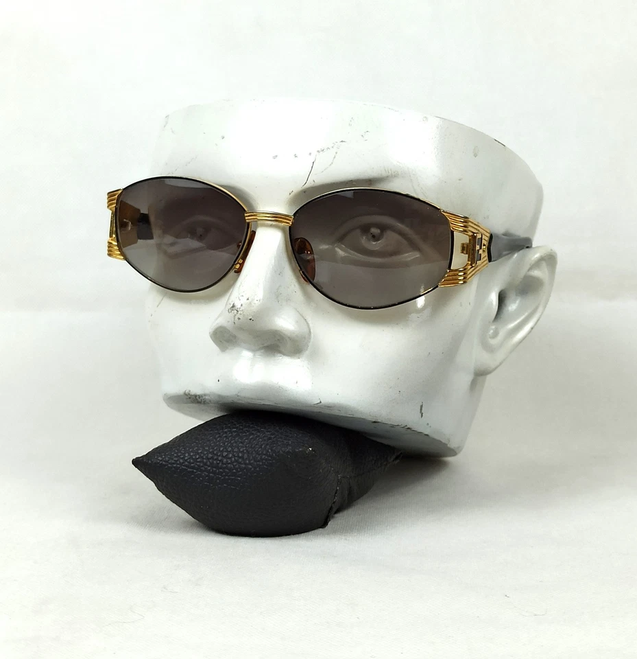 РЕДКИЕ ВИНТАЖНЫЕ СОЛНЦЕЗАЩИТНЫЕ ОЧКИ FENDI ВИНТАЖНАЯ ЧЕРНАЯ ОПРАВА ИТАЛИЯ 1970-е ОВАЛЬНЫЕ МУЖСКИЕ - Изображение 3 из 4