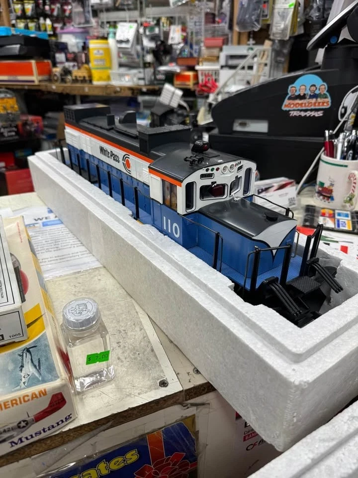 G Blue Train Diesel Locomotive Model Railroad Locomotives for sale