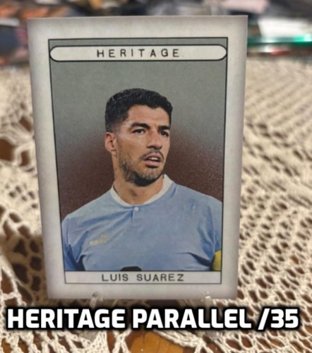 Futera Unique 2024 Luis Suarez Heritage Parallel /35 FC Barcelona Uruguay C3184