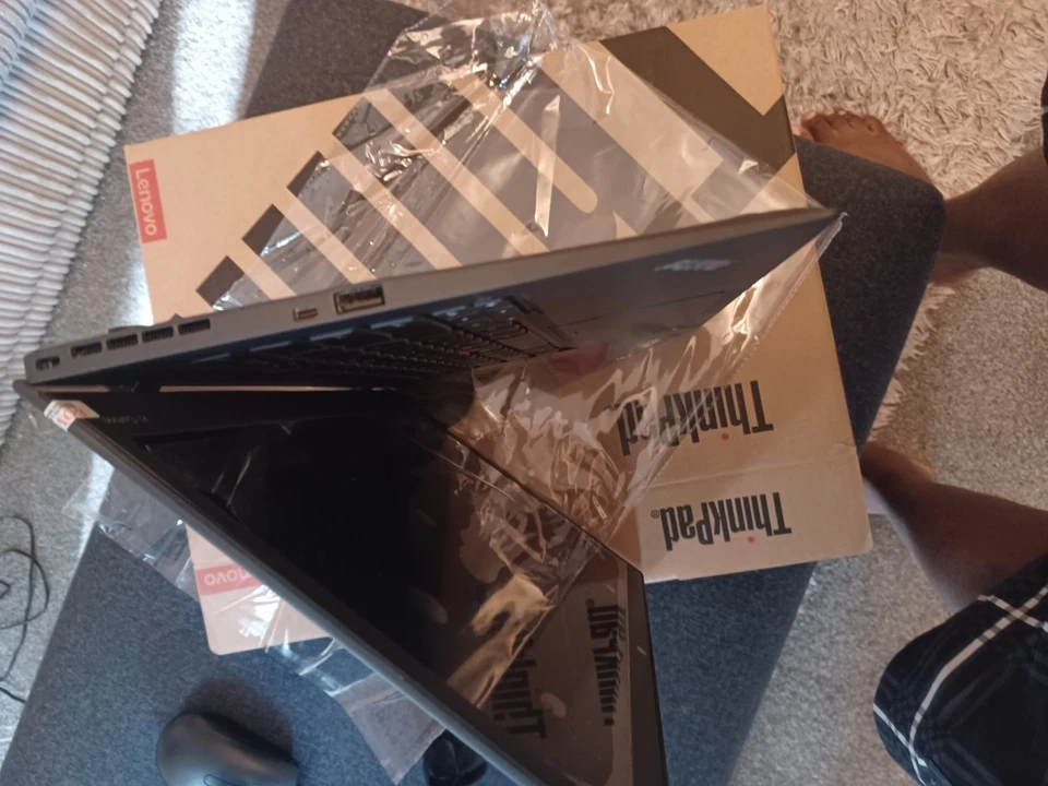 Lenovo ThinkPad X1 Carbon · i7-4600U · 8GB · 256GB, photo 3 of 5