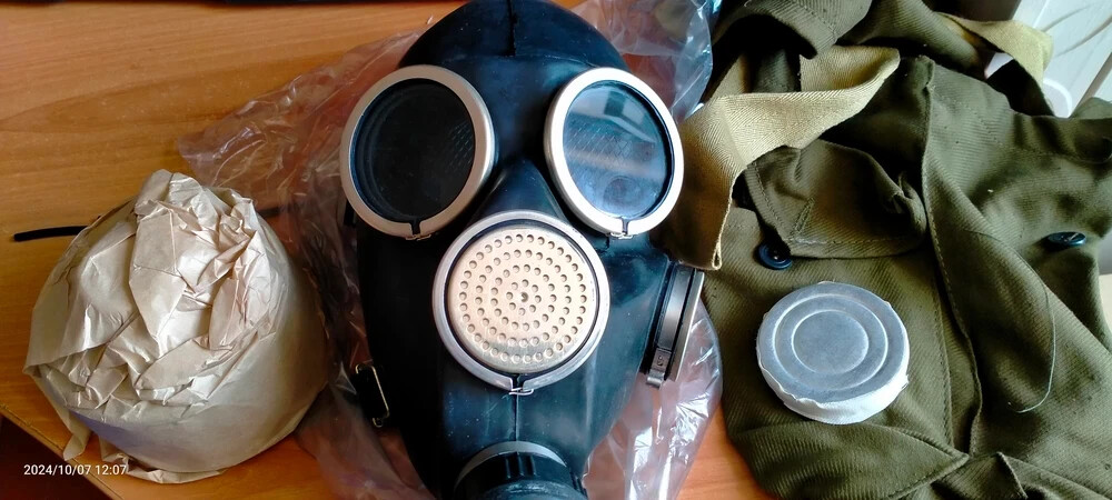 New! Survival gas mask PK-7 Special Purpose USSR NEW | eBay New! Survival gas mask PK-7 Special Purpose USSR NEW | eBay