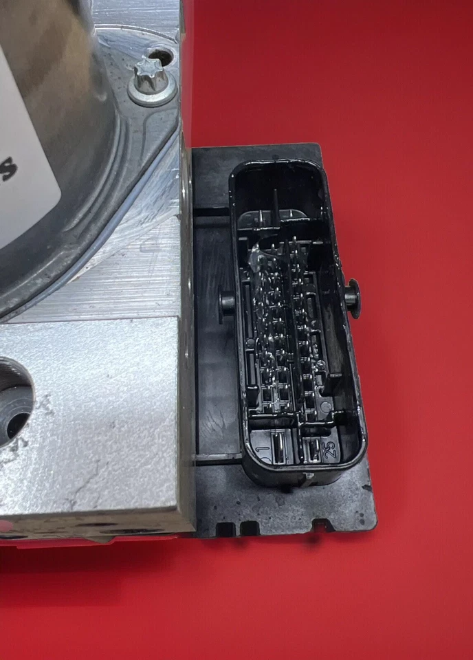 Refurbished ABS Brake Pump Module 2013 - 2016 AUDI A4 A5 | 8K0 907 379 CH - Image 4 of 4