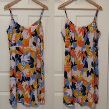 Cassie Byrnes x Uniqlo Summer Dress Floral Print