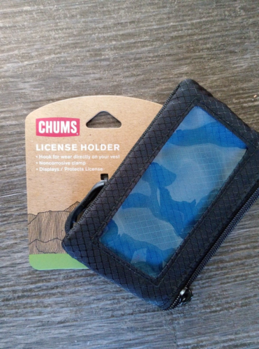 Chums Surfshorts Style Wallet - NEW License Holder Blue Carabiner Clip Ripstop