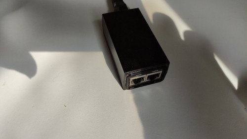 Ubiquiti Unifi UAP Wireless Access Point with 24V PoE adapter and UK power lead - Picture 4 of 4
