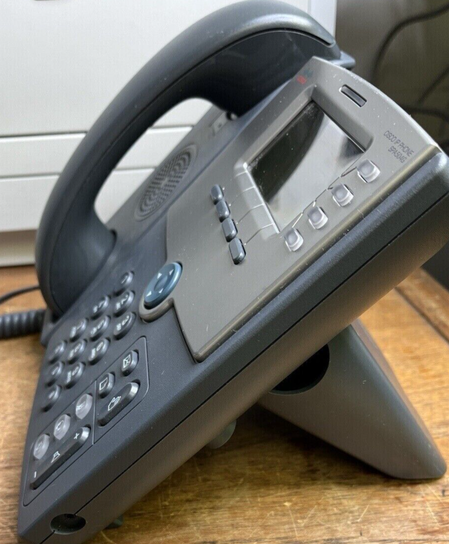 Cisco SPA504G 4Line IP Phone with 2Port Switch, PoE, LCD Display