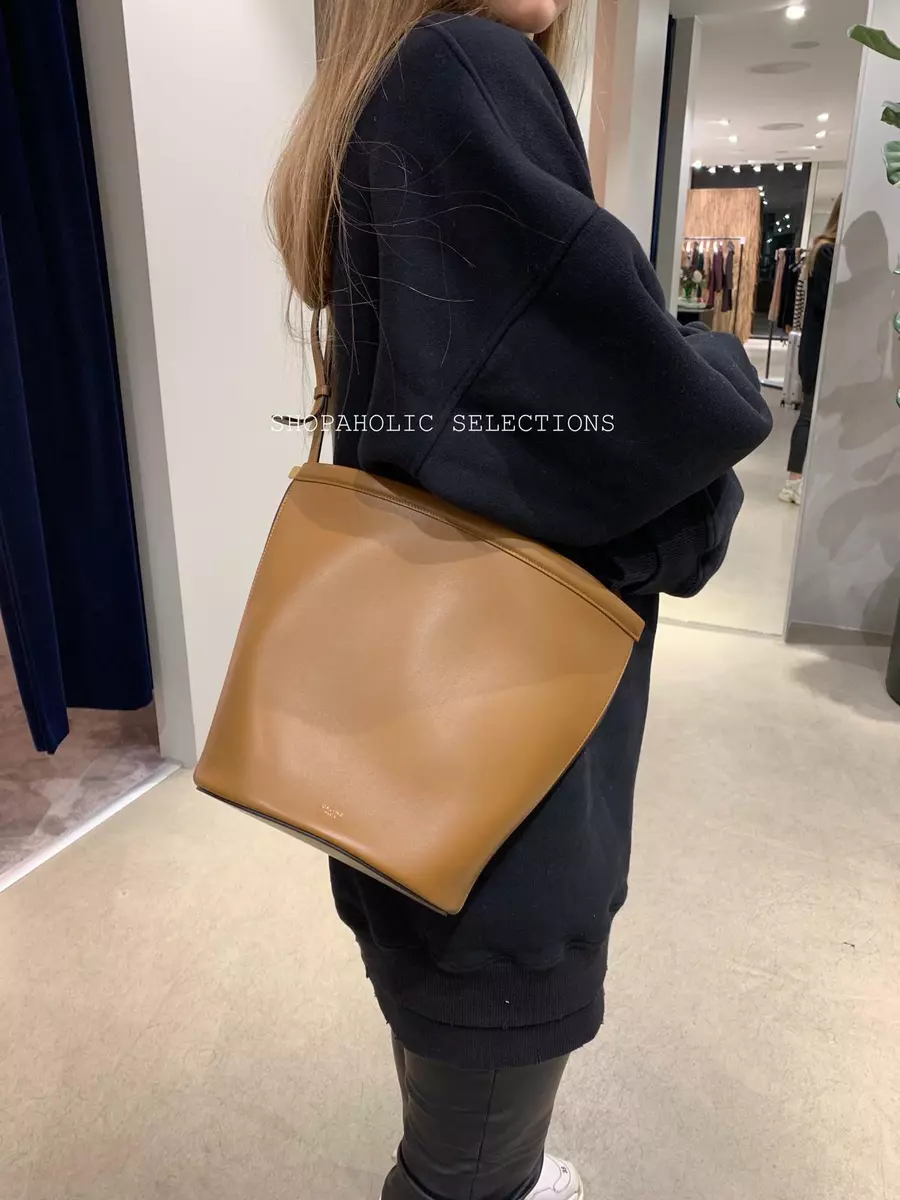 Celine Sac Seau Leather Handbag