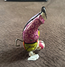 Vintage Tin Wind-Up clown Figure with Key, Age Level 4-7 Years