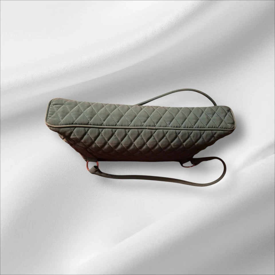 Cartera Vera Bradley azul/verde con forro verde lima. Excelente estado. Foto 3 de 4