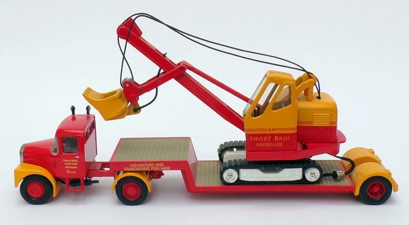 Corgi 1/50 Scale 31010 - Scammell Highwayman With Luffing Shovel - Short Bros - Image 2 of 4