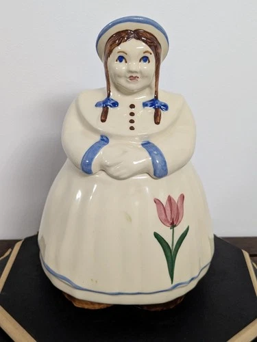 VTG 1940s Shawnee Pottery "Jill the Dutch Girl" cookie jar & salt shaker