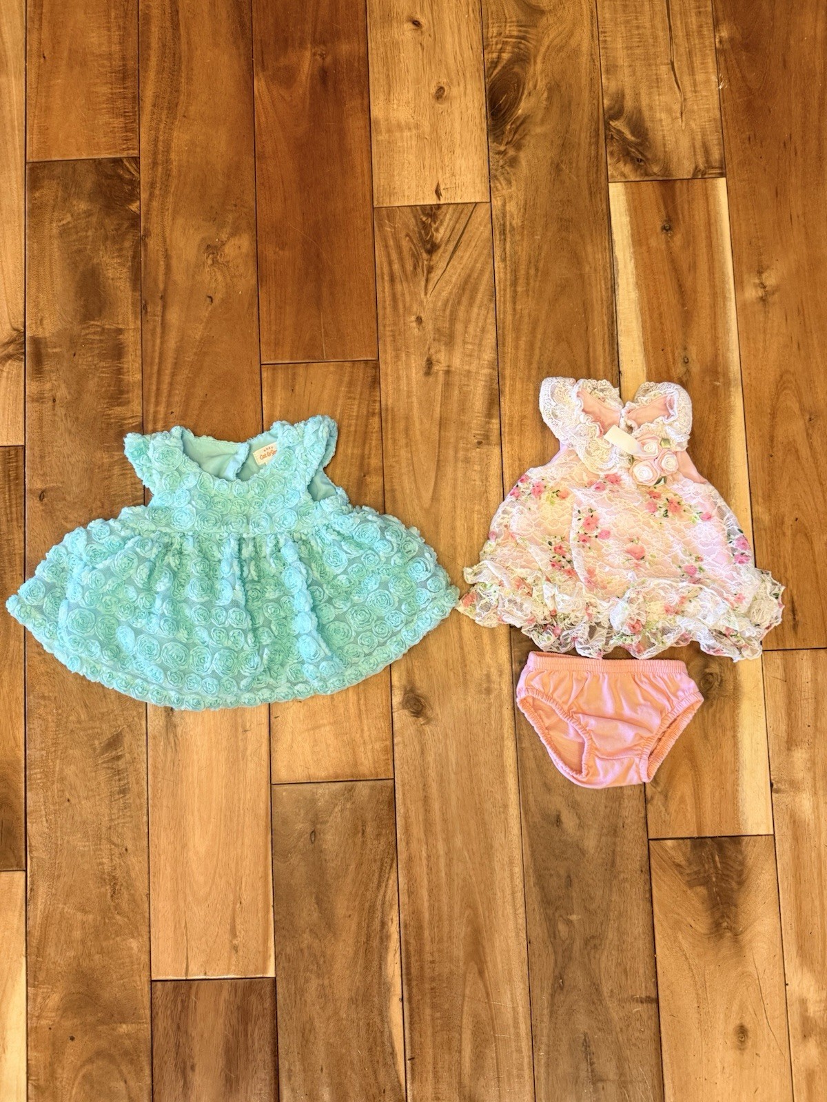 Cat and Jack and Nannette Baby Girls Spring Summer Dress Size NB 0-3 Months