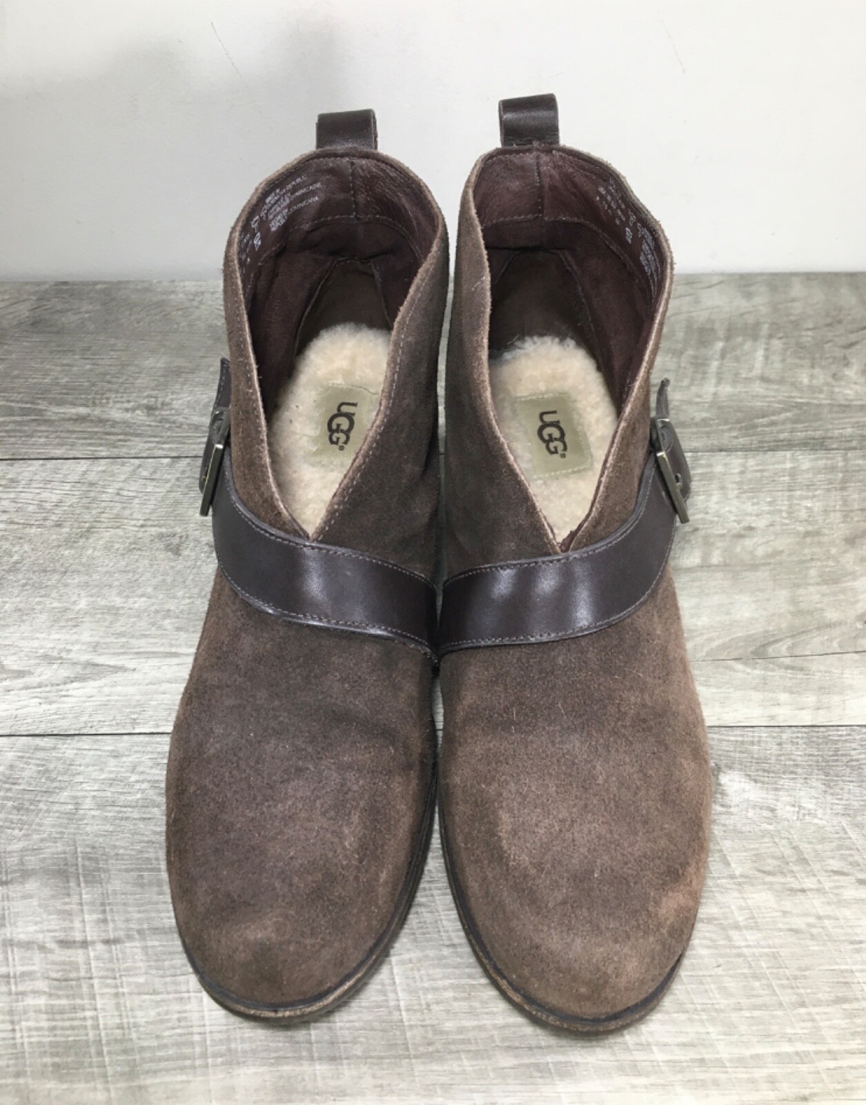 Women’s UGG Australia Shearling Wright Belted Sue… - image 3