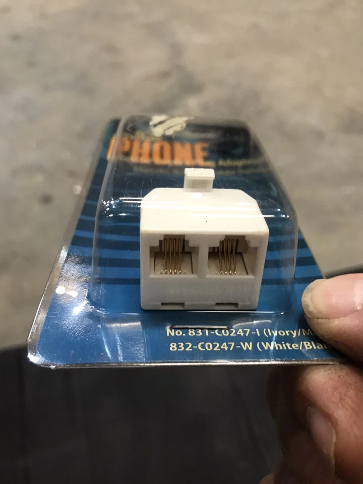 Leviton phone line modular duplex plug adapter/832-co247 white 9 available new - Изображение 4 из 4