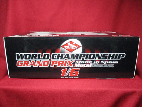 BIG 1/6 Casey Stoner Honda RC211V Team LCR MotoGP Racing Bike Guiloy RARE - Picture 3 of 4