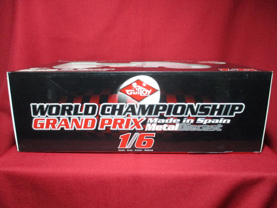 BIG 1/6 Casey Stoner Honda RC211V Team LCR Moto GP Racing Bike Guiloy RARE - Image 3 of 4