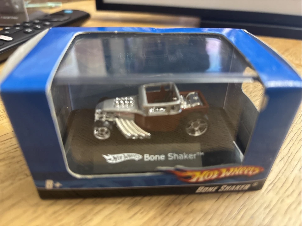 Hot Wheels 1/87th Scale Bone Shaker Bronze-Silver NIB - Image 2 of 4