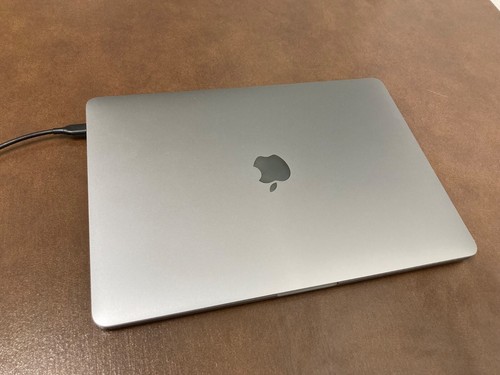 2020 Apple MacBook Pro 13 " + Intel i7 2,3 GHZ + 32 GB RAM + 1 TB SSD + QUERTY - Photo 7/9