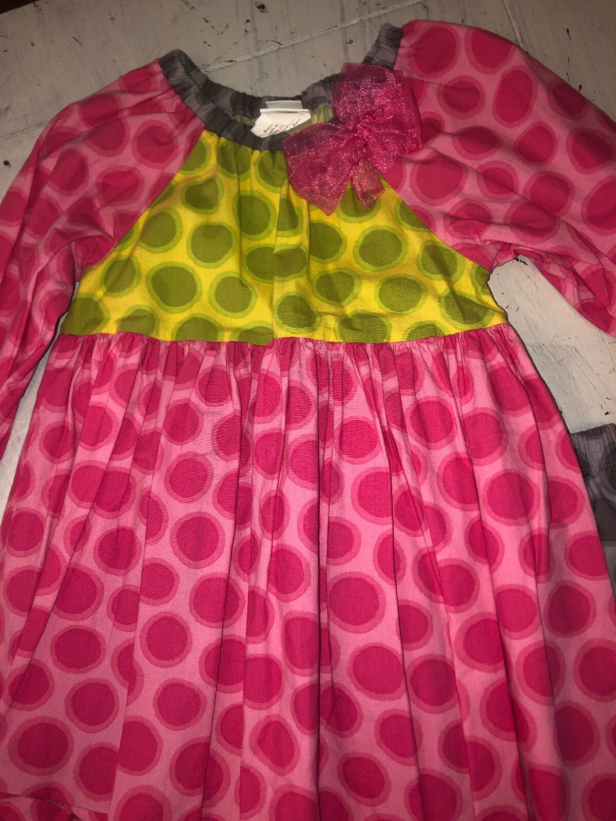 Picture 2 of 4