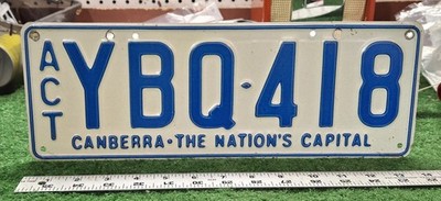   - AUSTRALIA - A.C.T. - 1979 passenger license plate - ''UN Squashed ACT'', nice