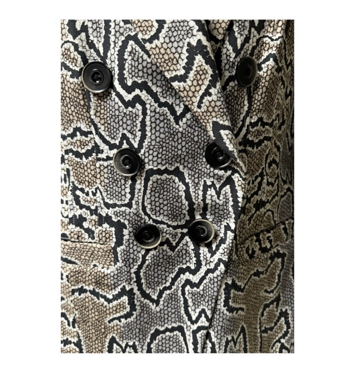 CAbi Python Print Double Breasted Blazer Style 37… - image 8