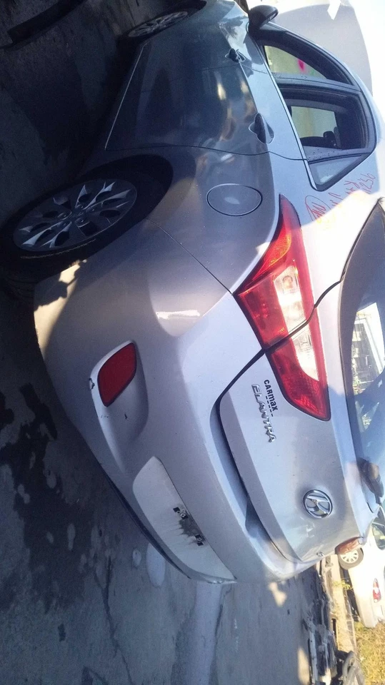 2016 Hyundai Elantra Rack and Pinion Assembly OEM Silver 95K Miles Foto 4 de 4