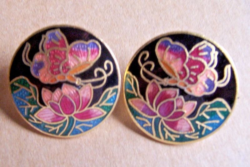 Vintage SG Cloisonné Enamel Butterfly Lotus Flower 1 Inch Round Earrings 90's
