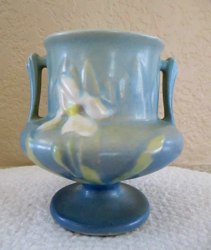Vintage 4.5" Roseville Pottery "Blue/Green Iris Vase" DBL Handle 1939 #130 USA