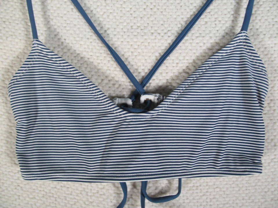 Top de bikini Xhilaration para niñas jóvenes talla mediana nadar rayas azules Foto 2 de 4
