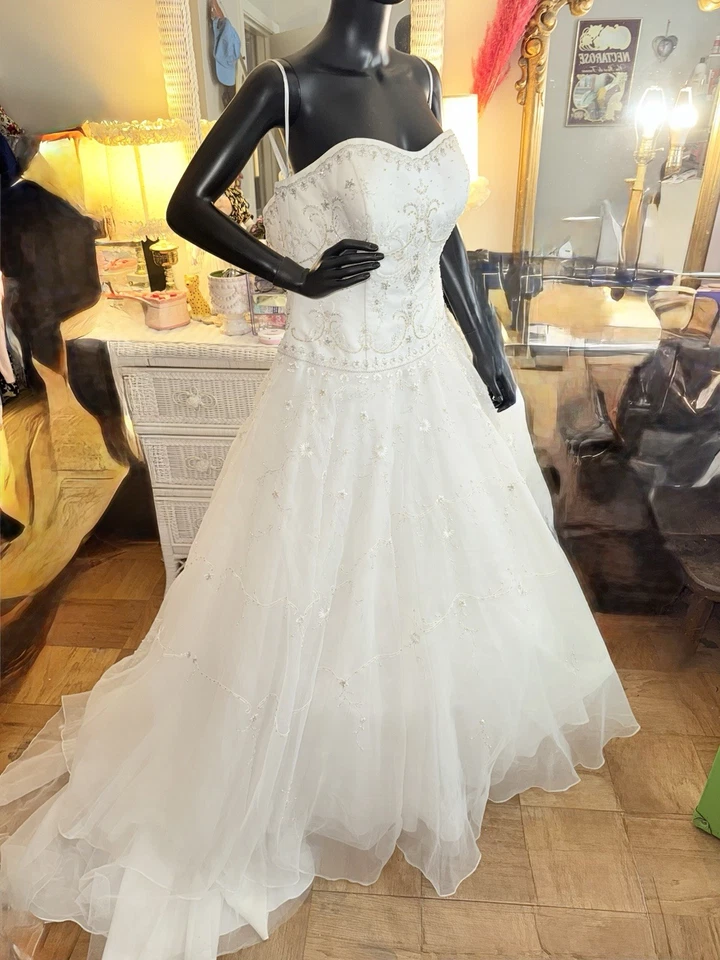 Vestido de novia Oleg Cassini sin tirantes con cuentas vestido de baile talla 16 XL princesa Foto 3 de 4