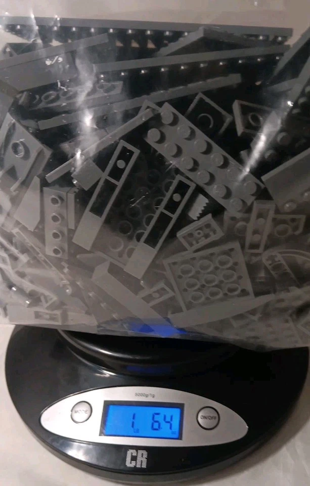 1 Lbs 64oz Bag Of Dark Gray Legos, Mixed Sizes And Shapes. - Image 4 of 4