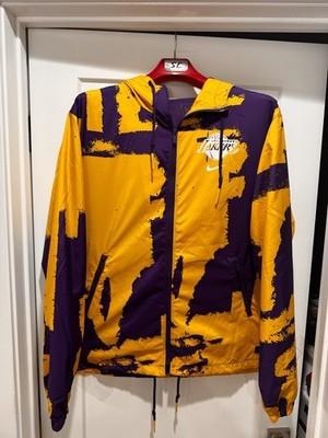 NIKE×LAKERS｜19-20 コートサイド トラックジャケット（S） Brand Nike New Los Angeles Lakers Courtside Men's NBA Club Woven