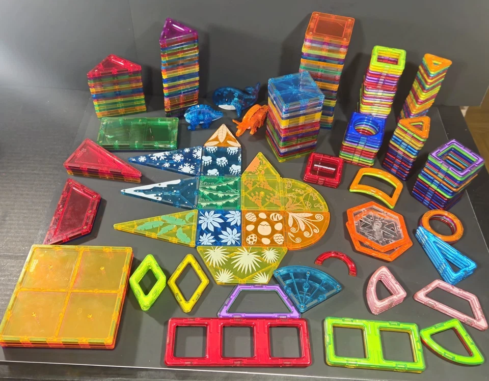 Mixed Lot of 250+ Magnetic Tiles Magformers Magna Tiles Picasso TileBlox Stem - Image 2 of 4